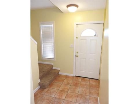 6904 Spring Valley Ln, Export, PA 15632 photo 2