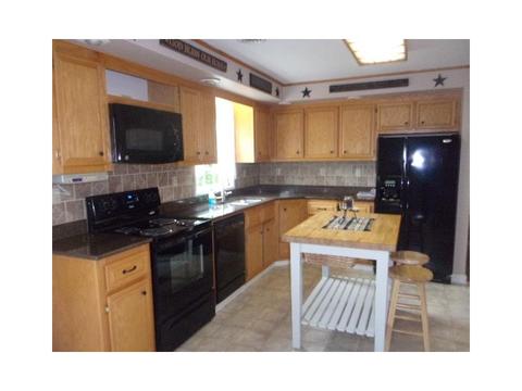 823 Maple St, Berlin, PA 15530 photo 7