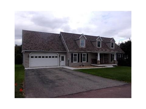 823 Maple St, Berlin, PA 15530 photo 1