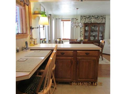 381 Corey Dr, Irwin, PA 15642 photo 6