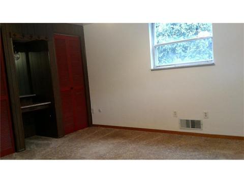 14486 Roberta Dr, Irwin, PA 15642 photo 16