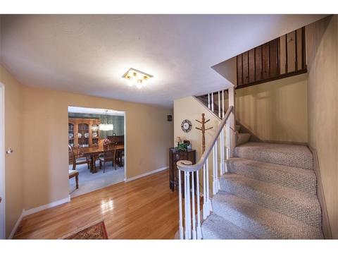 209 Rustic Dr, Irwin, PA 15642 photo 5
