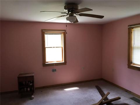 40 N Point Rd, Hamilton, PA 15744 photo 8
