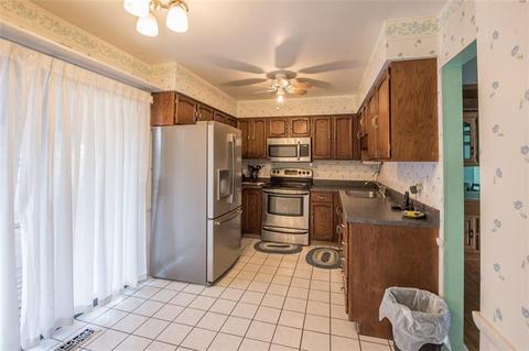 310 Williamsburg Ln, Export, PA 15632 photo 5