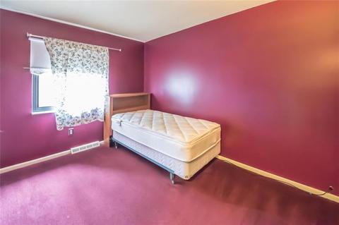 310 Williamsburg Ln, Export, PA 15632 photo 12