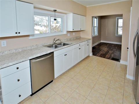 13040 Ridge Rd, Irwin, PA 15642 photo 2