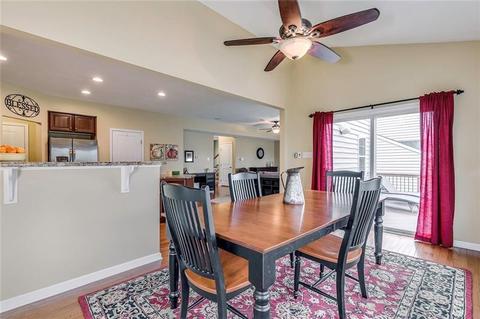 142 Cimarron Dr, Coraopolis, PA 15108 photo 11