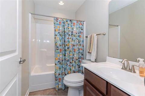 142 Cimarron Dr, Coraopolis, PA 15108 photo 19