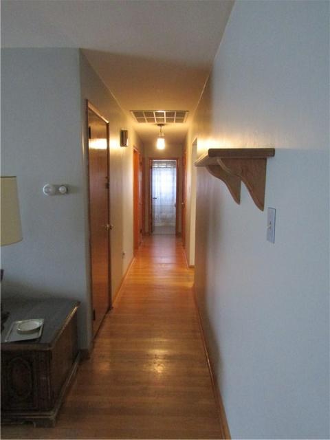 105 Rush Ave, New Eagle, PA 15067 photo 9