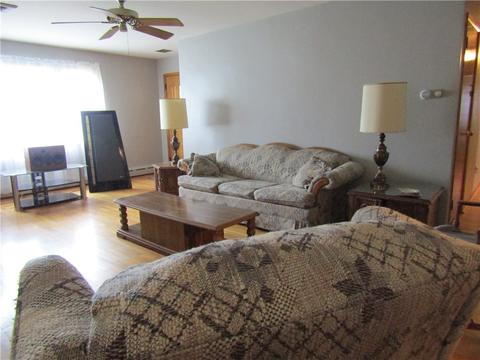 105 Rush Ave, New Eagle, PA 15067 photo 8