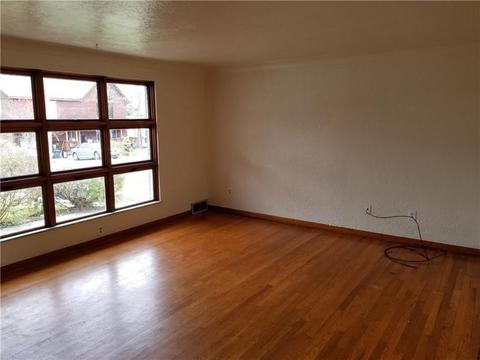 1019 Second St, Clairton, PA 15025 photo 2