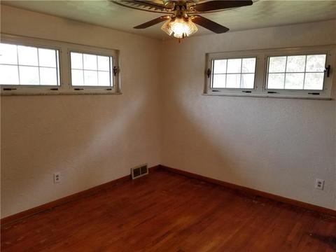 1019 Second St, Clairton, PA 15025 photo 7