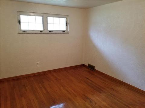 1019 Second St, Clairton, PA 15025 photo 8