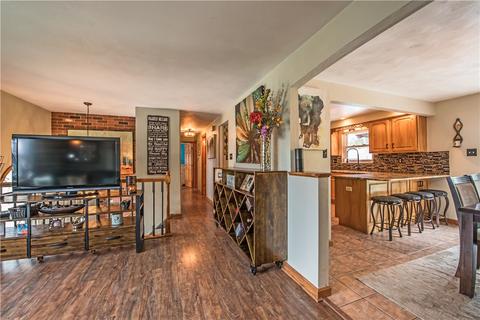 20 Cambridge Dr, Irwin, PA 15642 photo 7