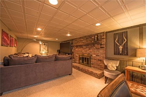 20 Cambridge Dr, Irwin, PA 15642 photo 14