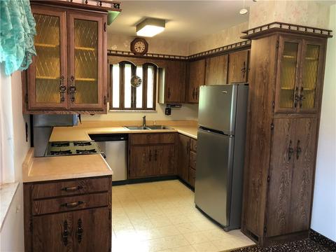 108 Circle Dr, Monaca, PA 15061 photo 4