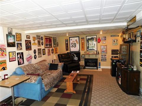 80 Forest Dr, Irwin, PA 15642 photo 14