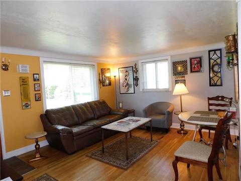 80 Forest Dr, Irwin, PA 15642 photo 2