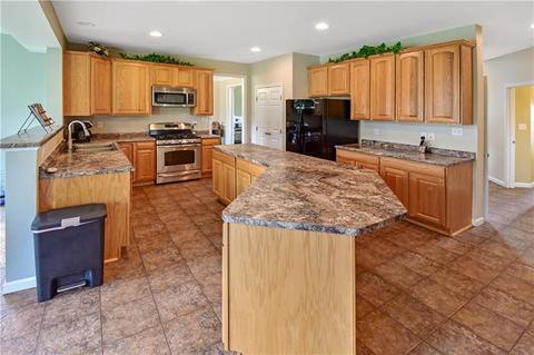 2461 Devlin Ct, Irwin, PA 15642 photo 7