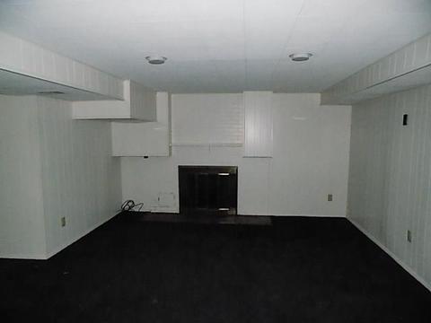 611 Turnpike St, Irwin, PA 15642 photo 25