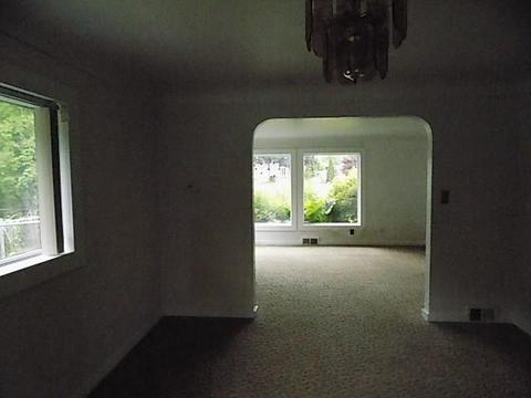611 Turnpike St, Irwin, PA 15642 photo 19