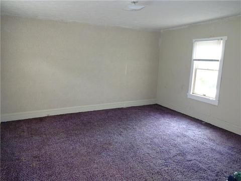 500 Jackson St, Irwin, PA 15642 photo 5