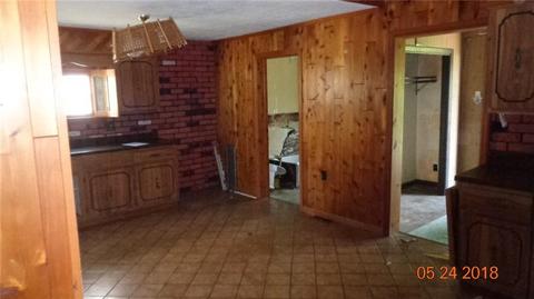 20 1st St, Irwin, PA 15642 photo 3