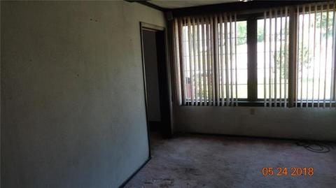 20 1st St, Irwin, PA 15642 photo 5