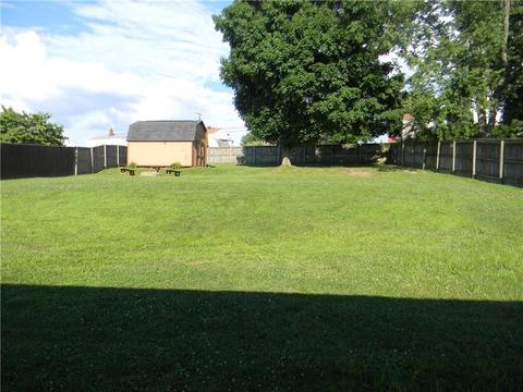2235 Robert St, Irwin, PA 15642 photo 5