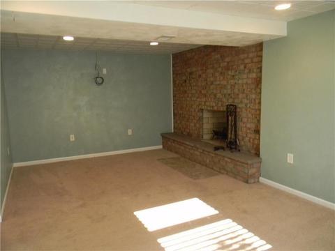 2235 Robert St, Irwin, PA 15642 photo 19