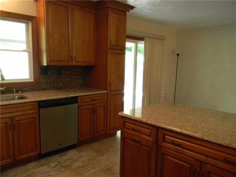 2235 Robert St, Irwin, PA 15642 photo 9