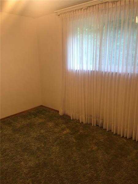980 Abrams Dr, Irwin, PA 15642 photo 17