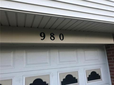 980 Abrams Dr, Irwin, PA 15642 photo 2