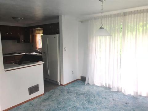 980 Abrams Dr, Irwin, PA 15642 photo 8