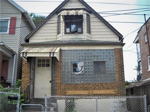 1402 Wolfe Ave, Braddock, PA 15104 photo 1
