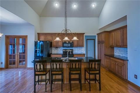 1004 Patrisa Dr, Export, PA 15632 photo 8