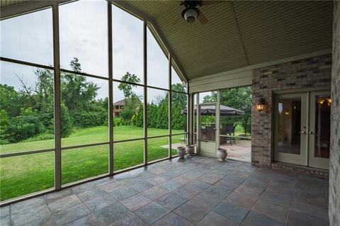 1004 Patrisa Dr, Export, PA 15632 photo 21