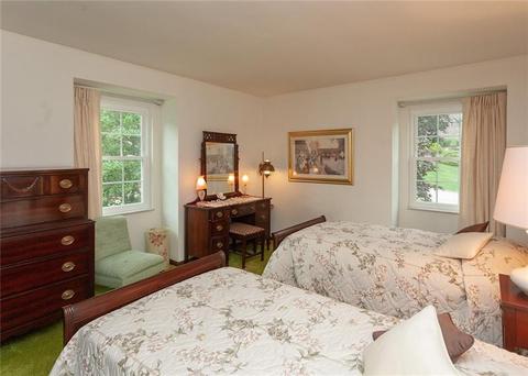 2936 Arrowhead Ct, Export, PA 15632 photo 14