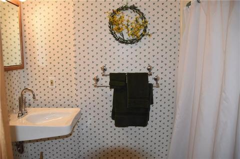 525 Eugene Ave, Pittsburgh, PA 15202 photo 14