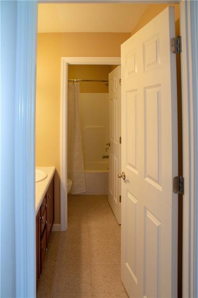 602 Adele Ct, Pittsburgh, PA 15229 photo 16