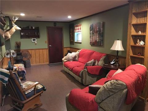 102 Rush Ave, New Eagle, PA 15067 photo 13