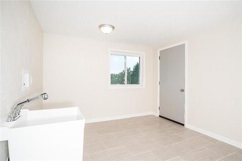 911 Five Pines Rd, Irwin, PA 15642 photo 14