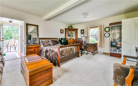 748 Spring St, Harmony, PA 16037 photo 11