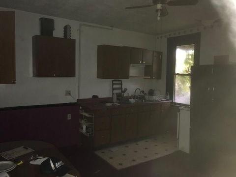 208 Pattison St, Braddock, PA 15104 photo 3