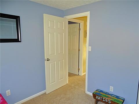 212 Farmbrook Dr, Greensburg, PA 15601 photo 13