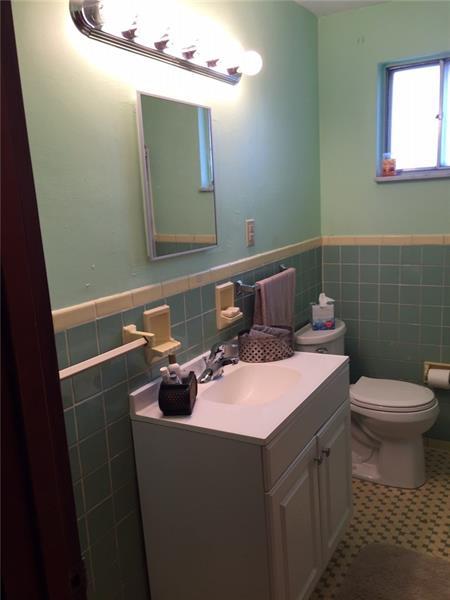 810 Jones, North Braddock, PA 15104 photo 10