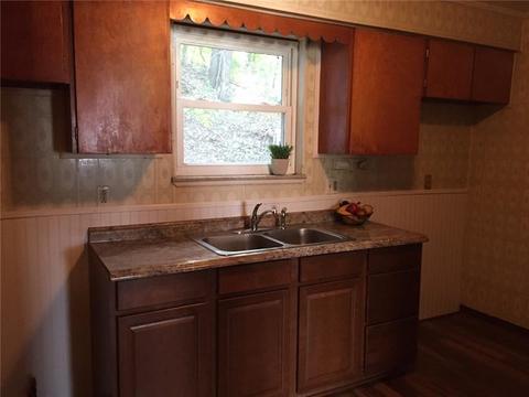 810 Jones, North Braddock, PA 15104 photo 6