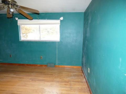 148 Chess St, New Eagle, PA 15067 photo 15