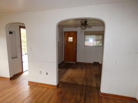 148 Chess St, New Eagle, PA 15067 photo 16