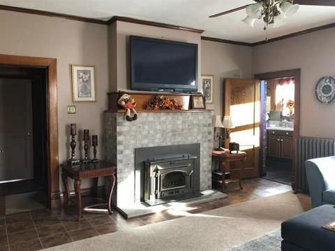 619 Cedar St, Irwin, PA 15642 photo 11